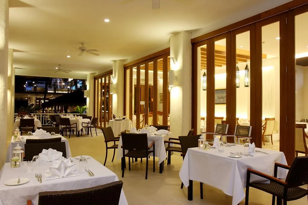 Kantary Beach Hotel Villas & Suites Khao Lak 5*,