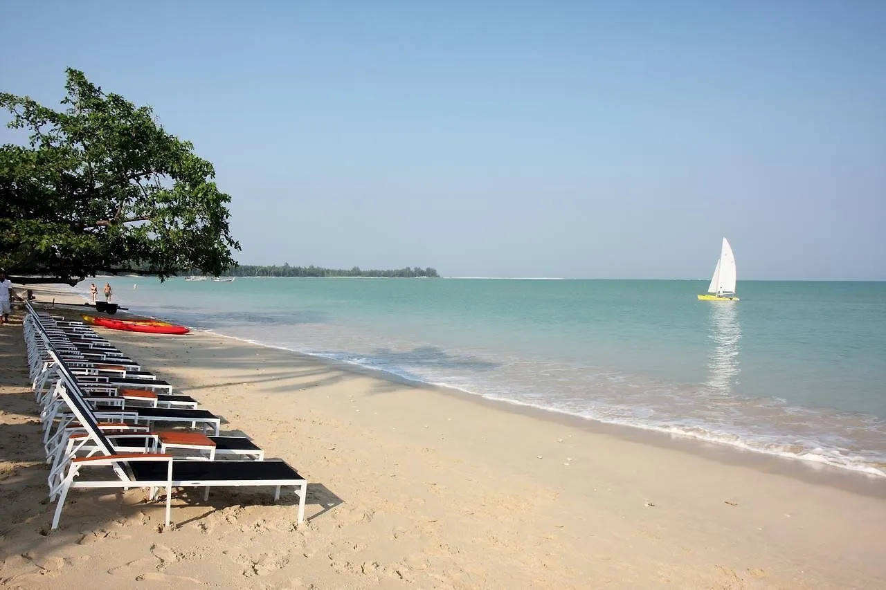 Kantary Beach Hotel Villas & Suites Khao Lak 5*,  Thailandia