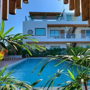 Wayla Villa@maikhaobeach Mai Khao