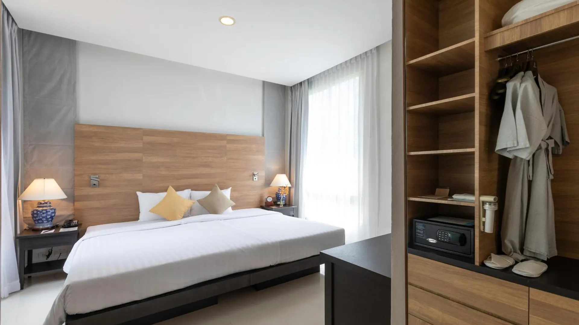 ***** Resort Kantary Beach Hotel Villas & Suites Khao Lak Thailand