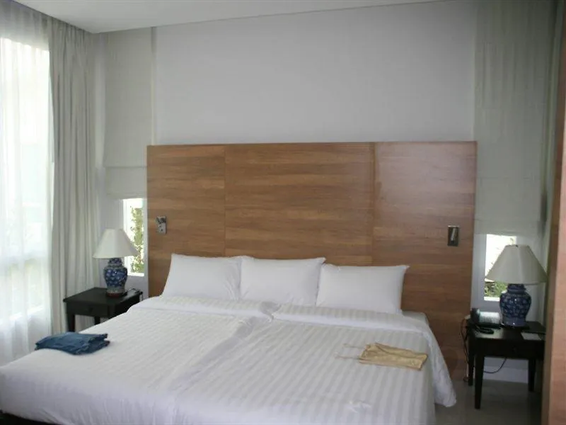 Kantary Beach Hotel Villas & Suites Khao Lak 5*,